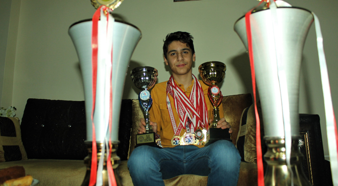 8 yaşında başladı: 45 madalya 18 kupa kazandı