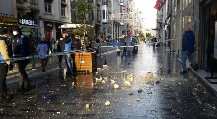 İstiklal Caddesi’nde faciadan dönüldü