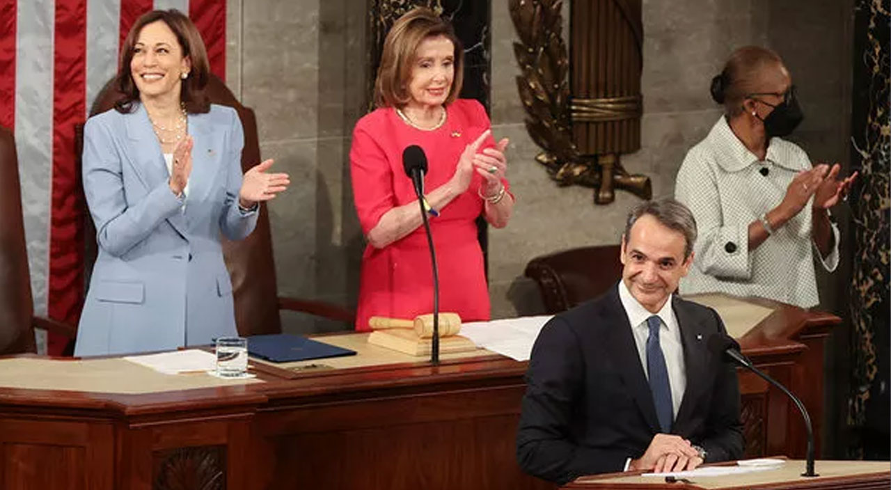 Yunan medyasından F-16 satılmaması için algı operasyonu: ABD’nin Türkiye ile anlaşma ihtimali kalmadı Yunan medyasından F-16 satılmaması için algı operasyonu: ABD’nin Türkiye ile anlaşma ihtimali kalmadı