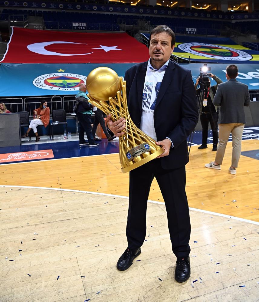 Anadolu Efes şampiyon oldu