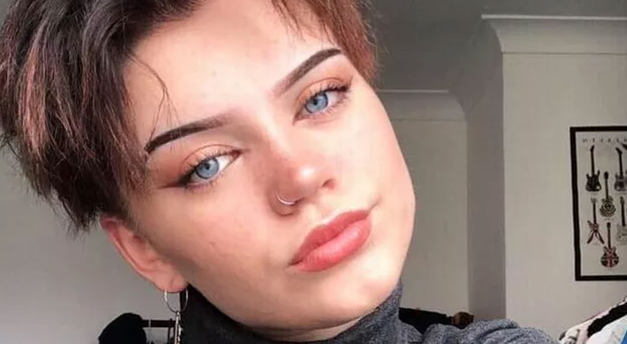 Satın aldığı sandviçin içine bakan hamile kadın hayatının şokunu yaşadı