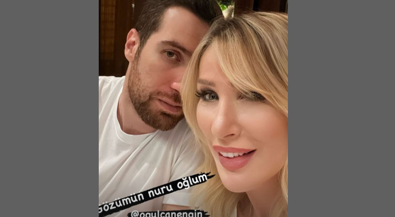 Oğulcan Engin, Seda Sayan evlenirken ciğer yemeye gitmişti… Anne oğul arasında buzları eriten paylaşım Oğulcan Engin, Seda Sayan evlenirken ciğer yemeye gitmişti… Anne oğul arasında buzları eriten paylaşım