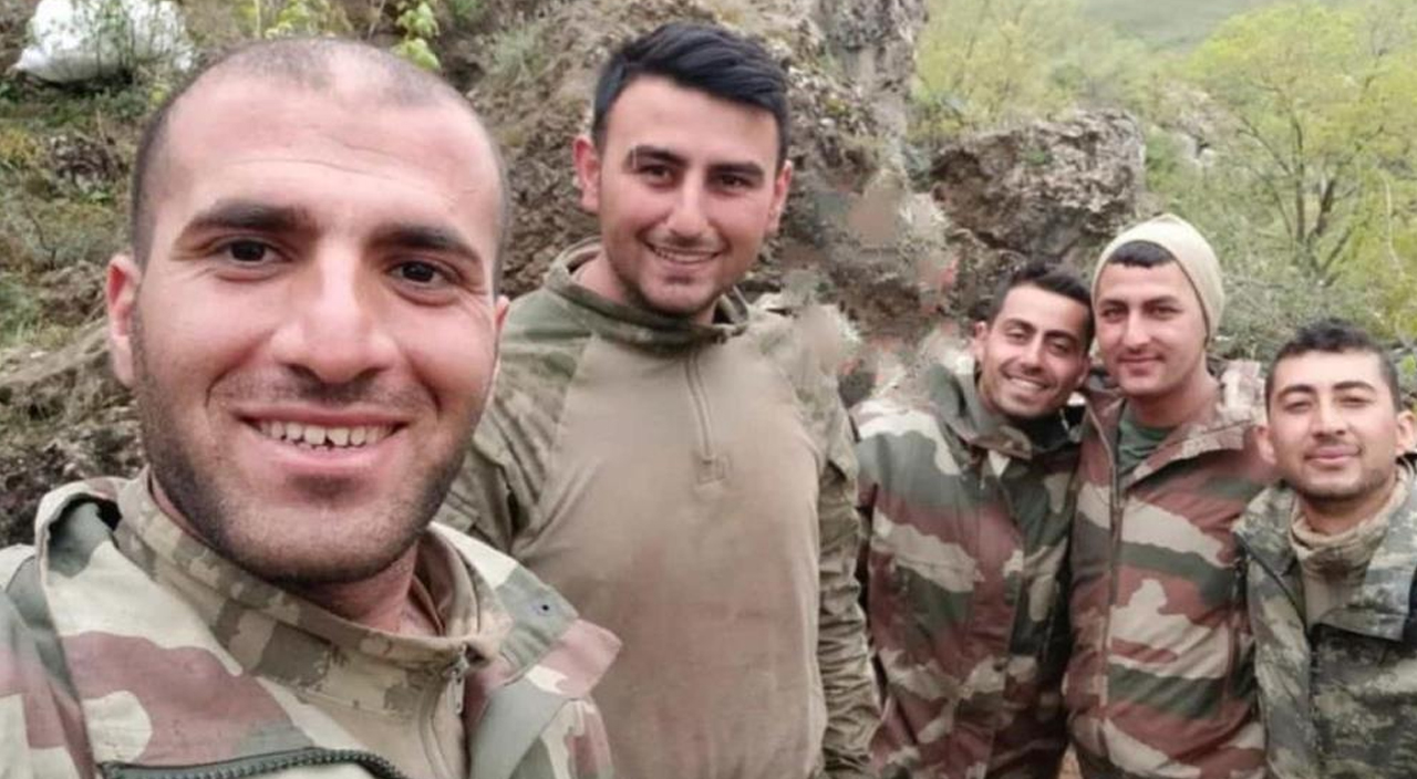 Şehitlerimize veda: Pençe Kilit kahramanlarının hikayeleri yürekleri yaktı Şehitlerimize veda: Pençe Kilit kahramanlarının hikayeleri yürekleri yaktı