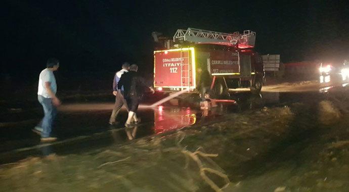 Sel yolu yardı: Yozgat-Ankara Karayolu trafiğe kapandı