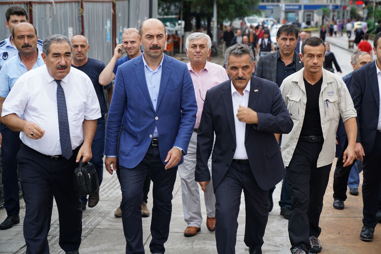 2 kişi hayatını kaybetmişti... Validen uyarı: Uzak durun!