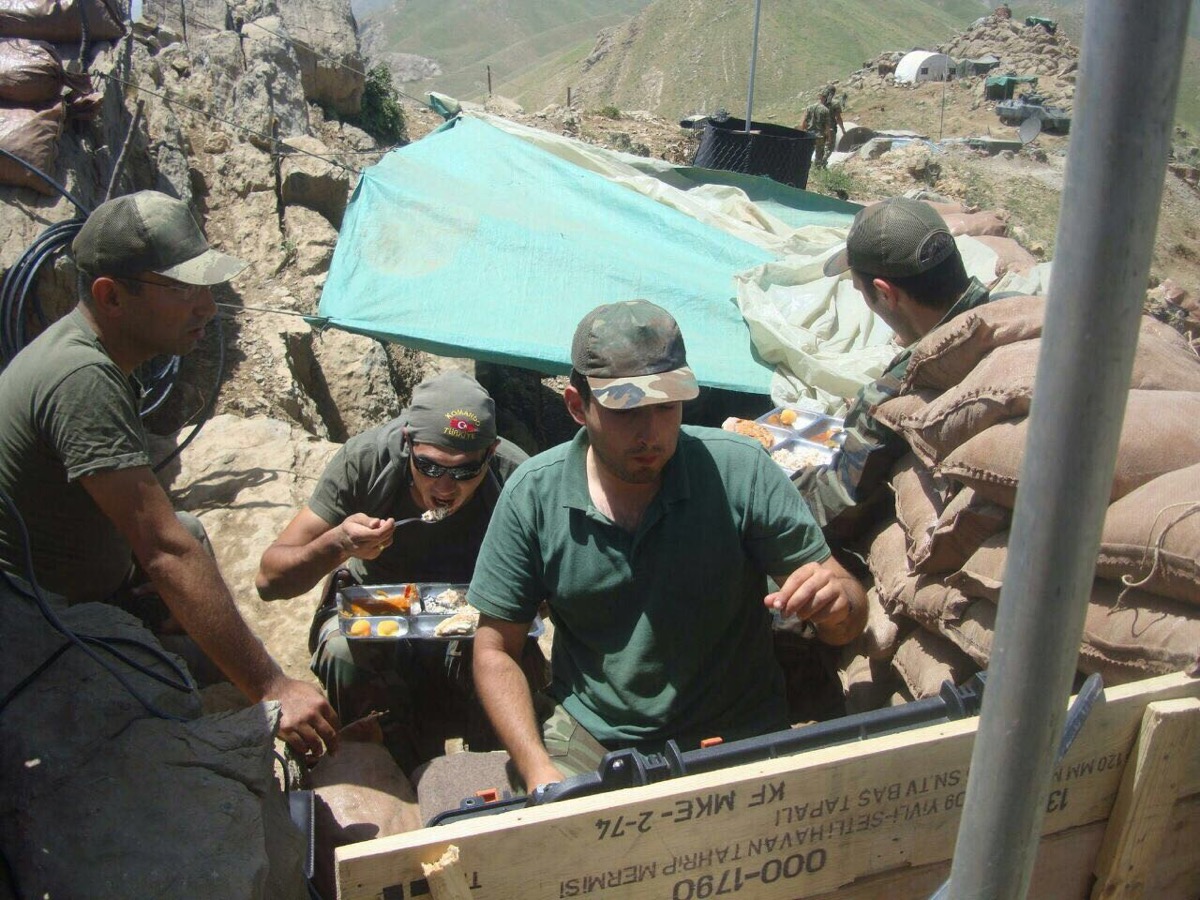 Sümeyye Erdoğan, Selçuk Bayraktar ile sözlendi