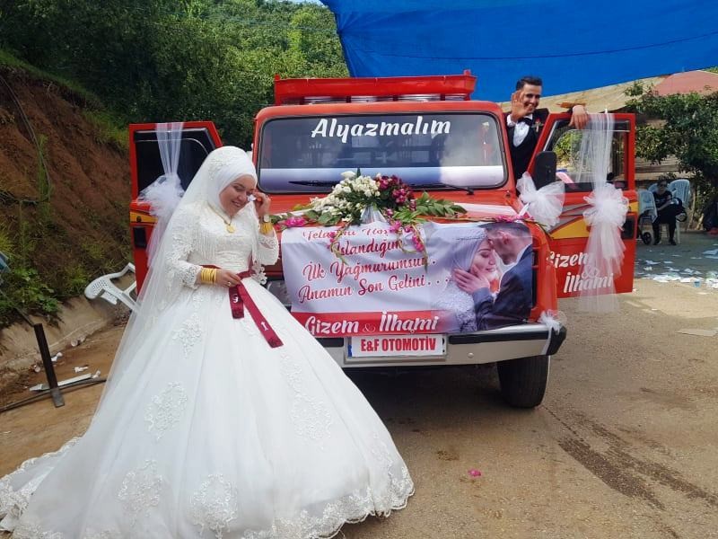 'Selvi Boylum Al Yazmalım' filmindeki sahne gerçek oldu