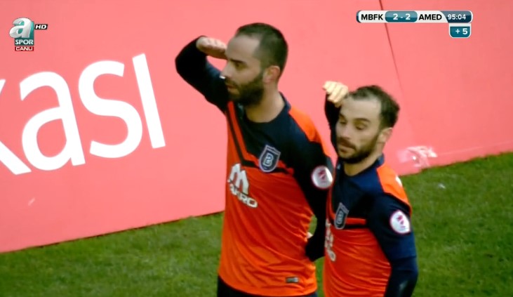 Semih'ten Amed tribünlerine asker selamı!