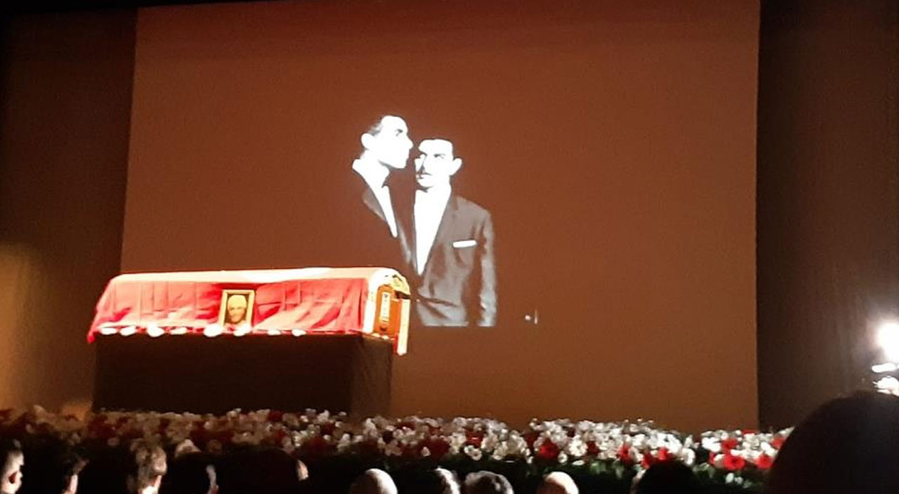 “Elveda babacığım!” Toprak ve Burak Sergen kardeşlerin babaları Semih Sergen son yolculuğuna uğurlandı