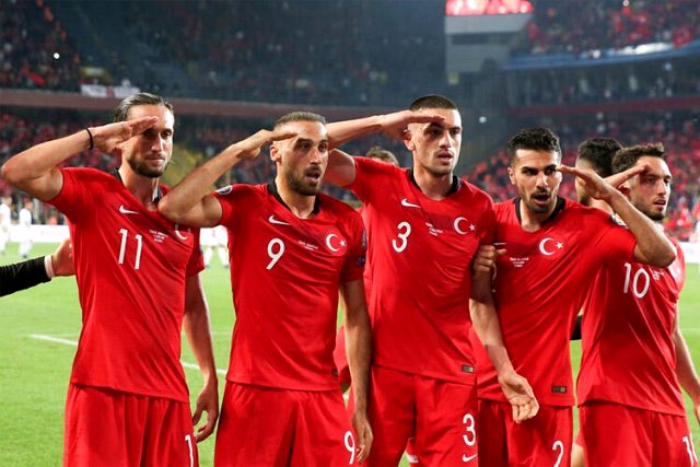 EURO 2020 için Türkiye'ye Sergen Yalçın sürprizi