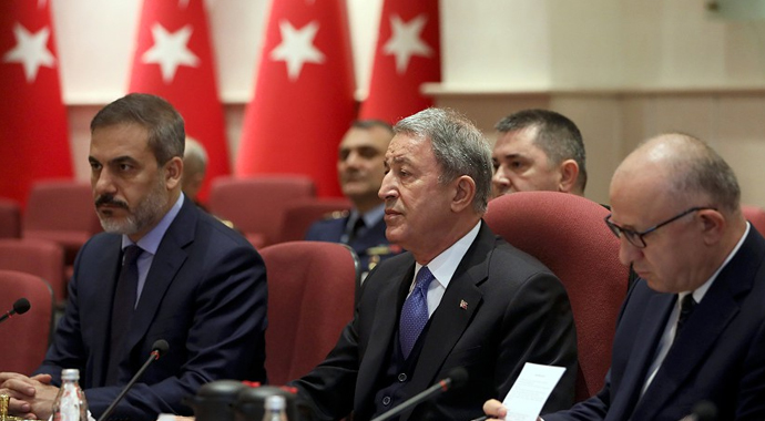 Hulusi Akar: Bölgede istikrar ve barış için Rusya ile temaslarımız sürüyor