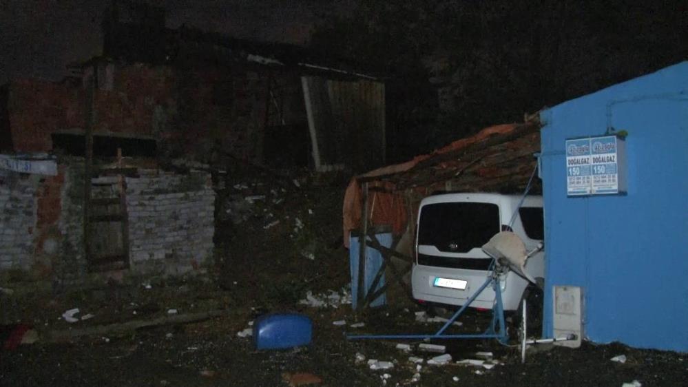 Sağanak Sultangazi’yi vurdu