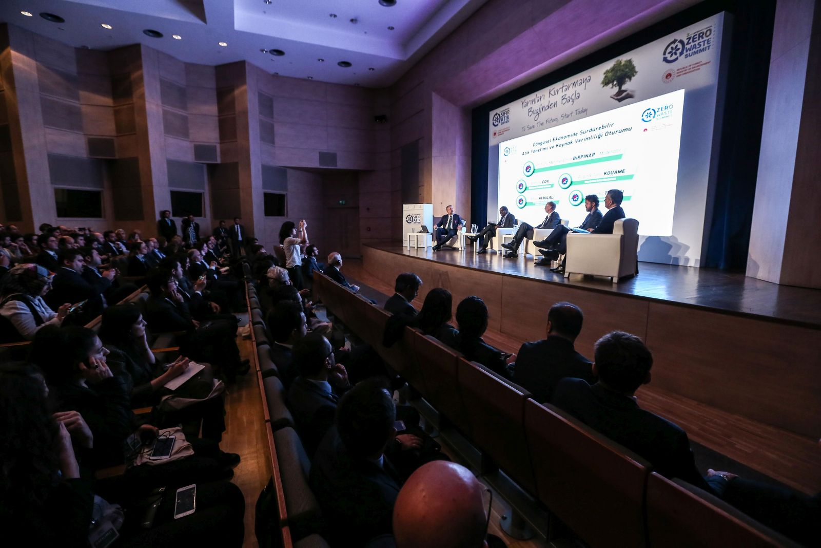 2. Sıfır Atık Zirvesi’nde dünyada sıfır atık yönetimi konuşuldu