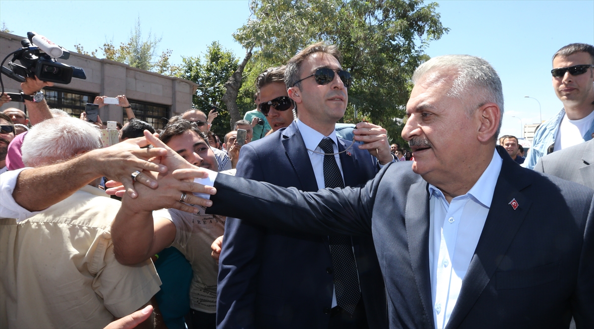 Başbakan Binali Yıldırım: Merak etmeyin rahat olun