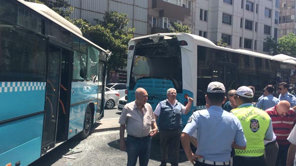 Şişli'de halk otobüsleri çarpıştı: 5 yaralı