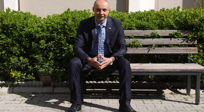 Siyaseti bıraktı çobanlık yapıyor!