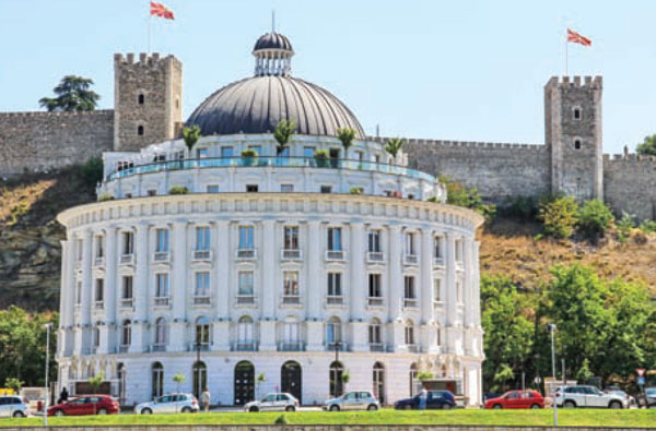 Depremle çehresi değişen şehir Üsküp