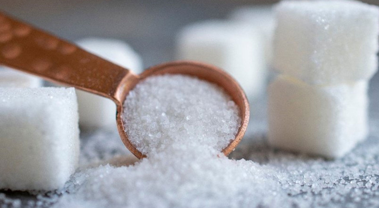 Bu yiyeceklerden uzak durun, 10 kat daha hızlı yaşlandırıyor!