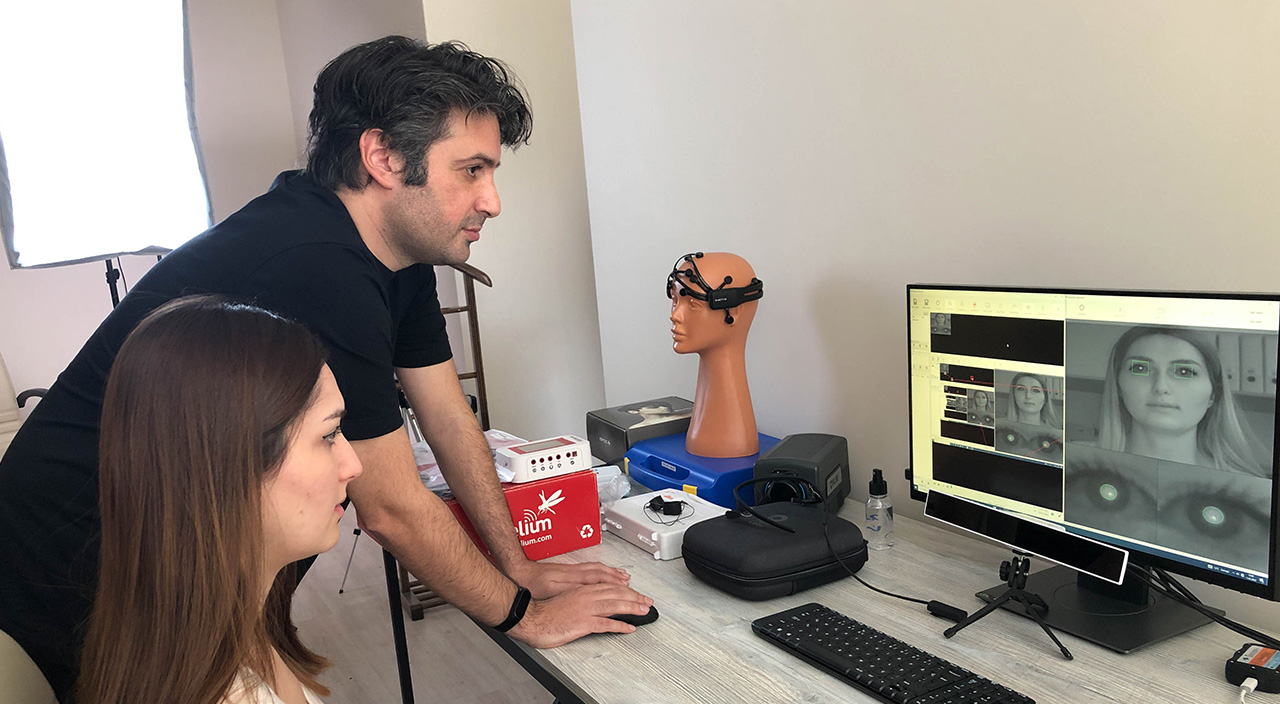 Türk araştırmacılardan polis sorgusunu tarihe gömecek cihaz: Hırsızı da yalanını da bulacak