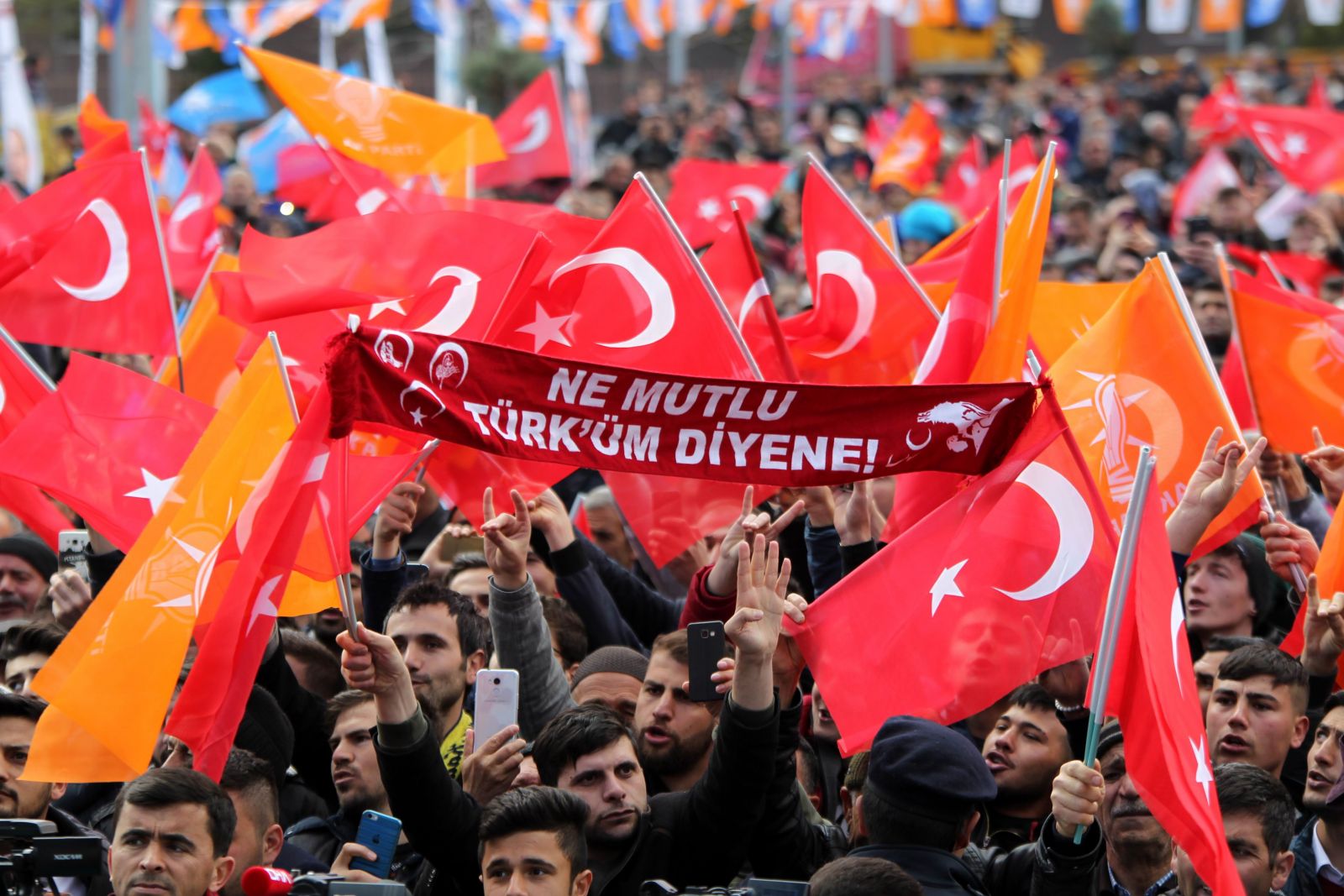 İçişleri Bakanı Soylu: Türkiye’ye başka bir kumpas hazırlıyorlar İçişleri Bakanı Soylu: Türkiye’ye başka bir kumpas hazırlıyorlar