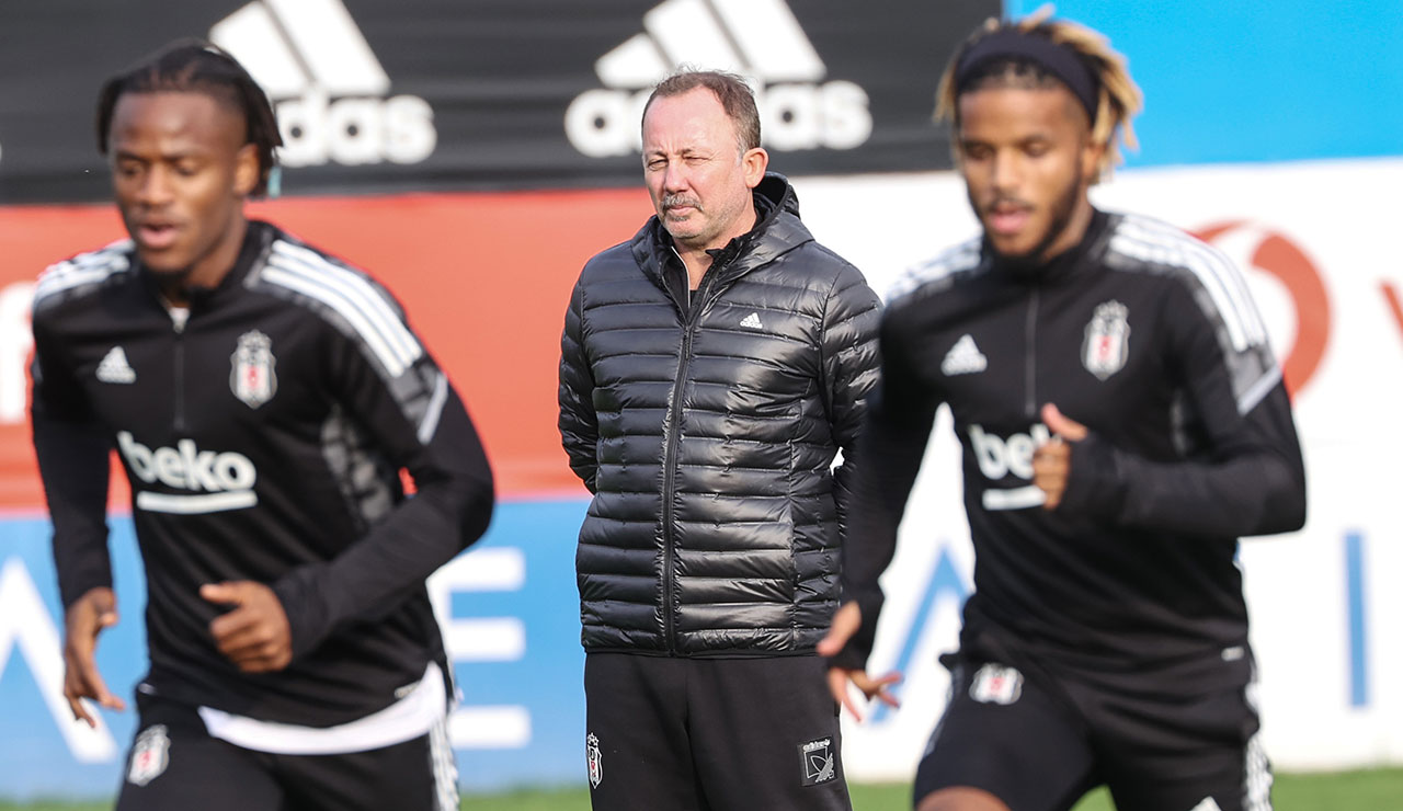 Beşiktaş'ın konuğu Sporting Lizbon! Hedef mutlak galibiyet