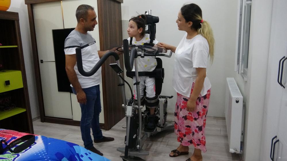 Erdoğan talimat verdi, Serebral palsi hastası Yaren'in yüzü güldü