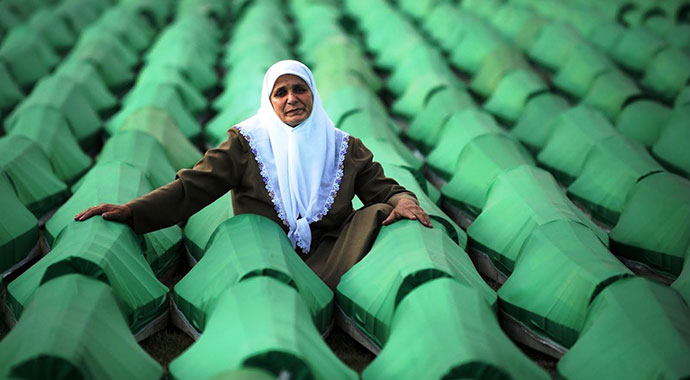 Boşnak milletinin en derin yarası: Srebrenitsa soykırımı