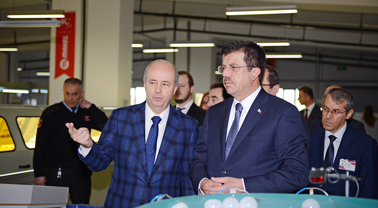 Led aydınlatmada yerli üretime Zeybekci'den destek