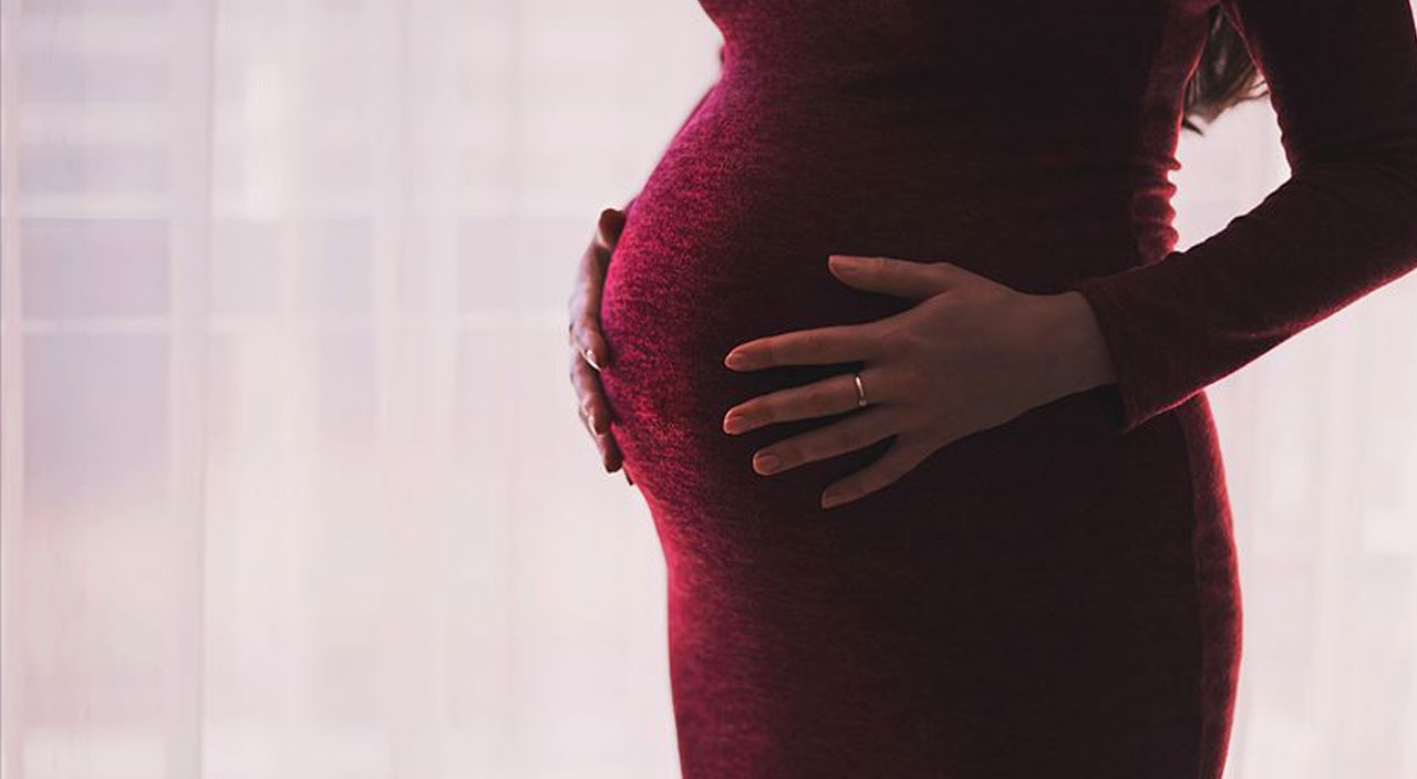 Flurona hastası yaşadıklarını anlattı: Boğazımda jilet var gibi hissettim