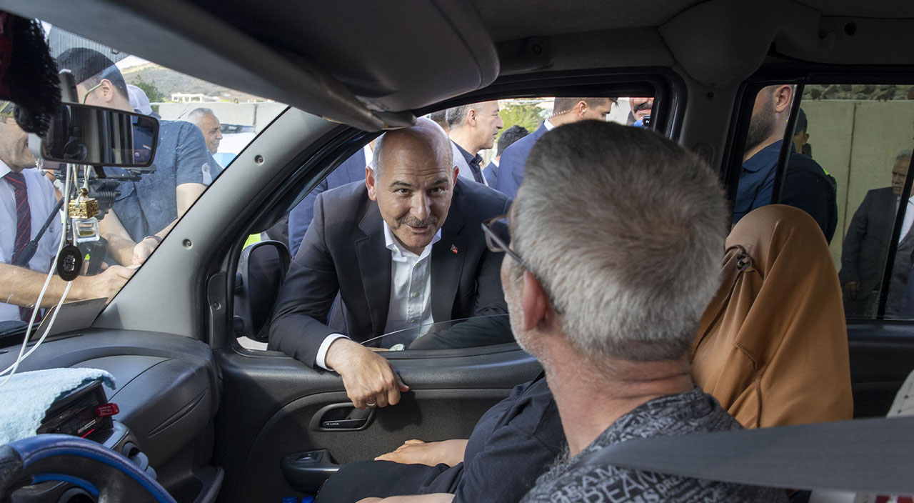 Bakan Soylu trafik denetimine katıldı