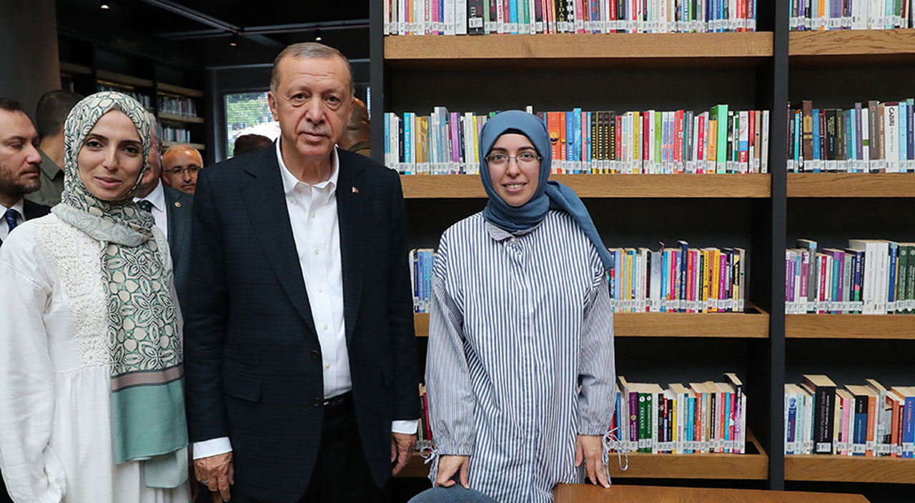 Cumhurbaşkanı Erdoğan Üsküdar’da öğrencilerle bir araya geldi