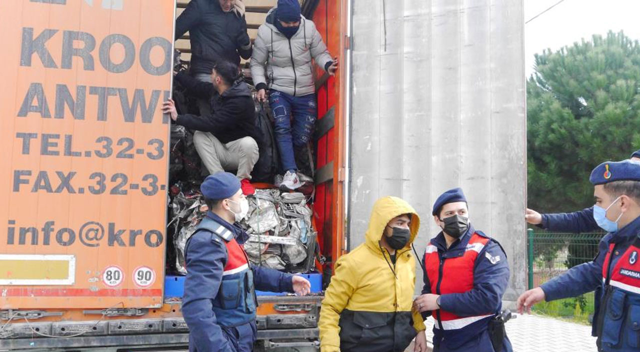 Yanlış tıra bindiler: Göçmenlerin Avrupa hayali Çanakkale’de son buldu