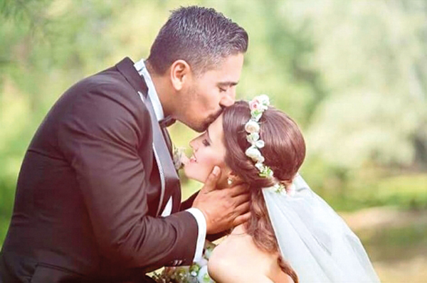 Magazin dünyasında geçtiğimiz yıl bolca nikah vardı... Magazin dünyasında geçtiğimiz yıl bolca nikah vardı...