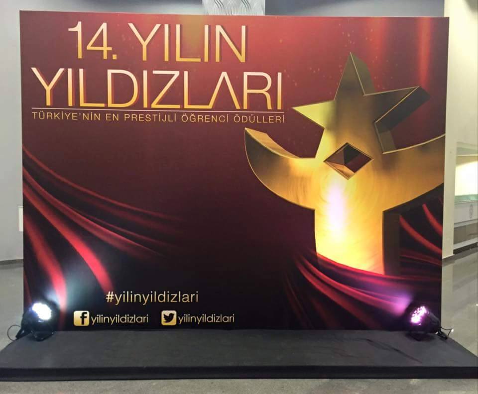 Diriliş Ertuğrul yılın 'En'i seçildi Diriliş Ertuğrul yılın 'En'i seçildi