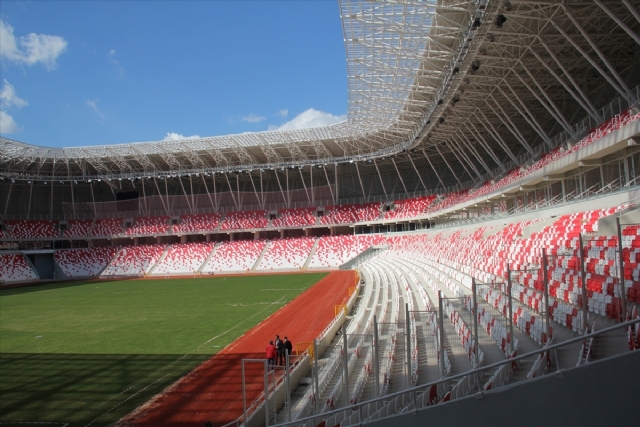 Sivasspor'un ekolojik stadı yüzde 99 hazır
