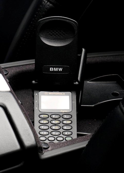 Steve Job'un arabası satılıyor