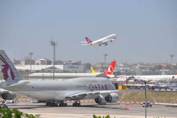 Sümeyye Erdoğan- Selçuk Bayraktar nikahından tüm detaylar