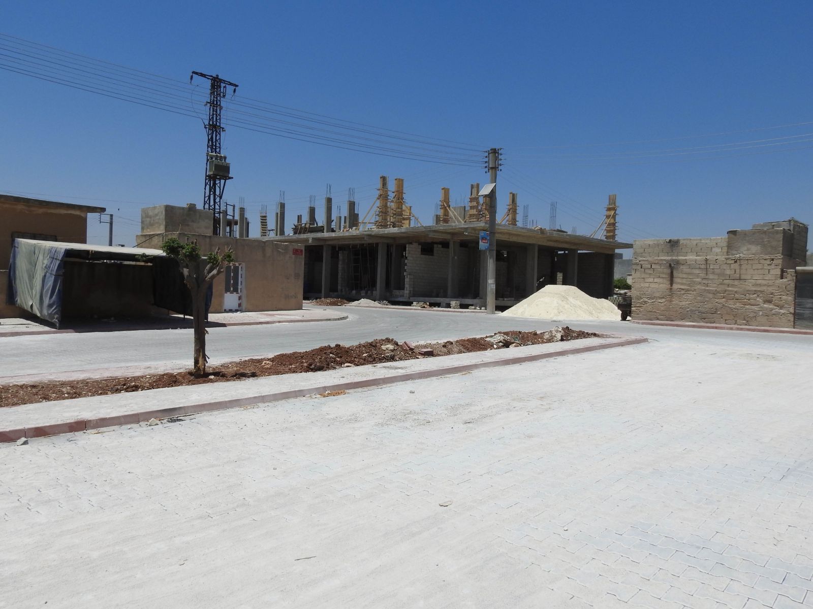 Çalışmalar hızlandı! Binlerce Suriyeli evine dönecek