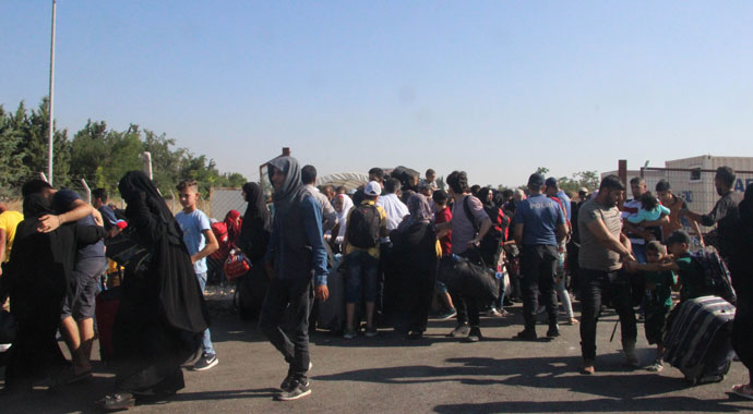 Bayram için ülkelerine giden Suriyelilerin sayısı 20 bini aştı