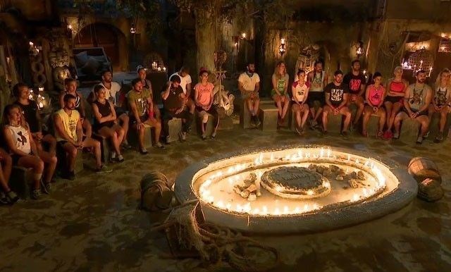 Survivor Birsen elendi mi? | Survivor birsen bekgöz KİMDİR, Kaç Yaşında? ( BİRSEN SAKATLANDI)