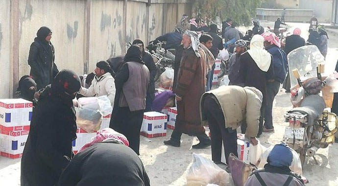 Milli Savunma Bakanlığı, Barış Pınarı bölgesindeki köylere erzak yardımı yaptı