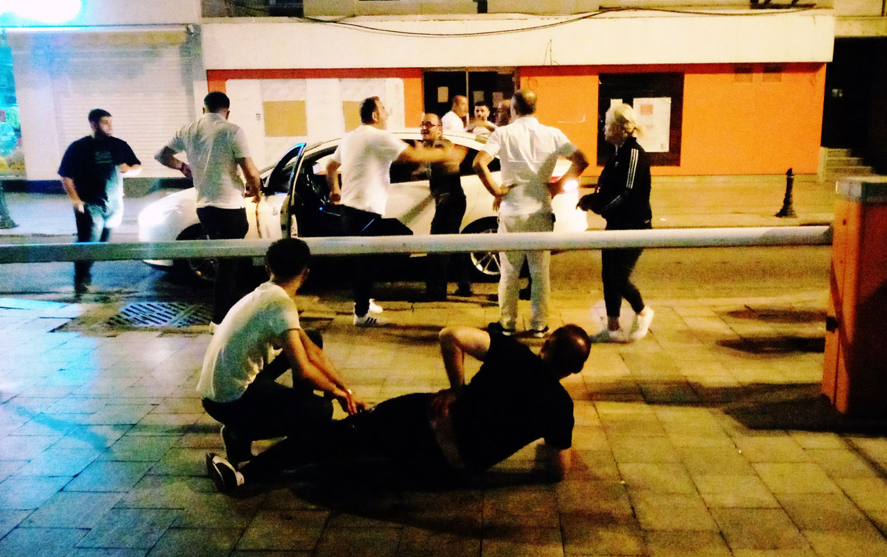 Alacak verecek meselesi kanlı bitti! Ortalık savaş alanına döndü