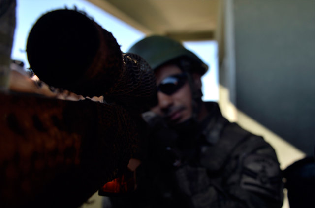 Sınırda güvenlik önlemleri üst düzeyde! Asker tetikte
