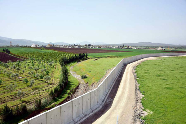 İslahiye sınırına duvar örülüyor