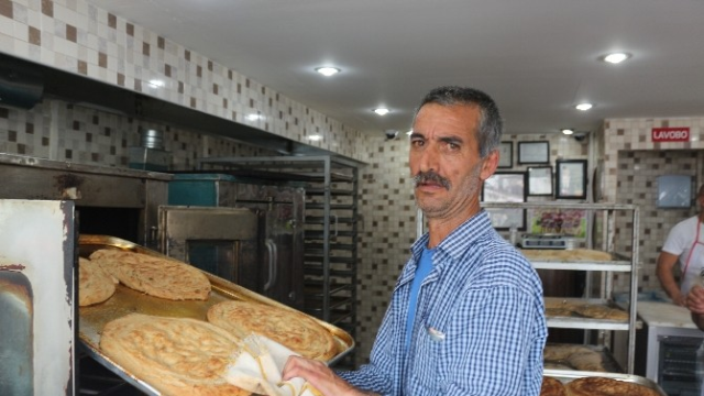 Ramazan'da tok tutan pide yok satıyor