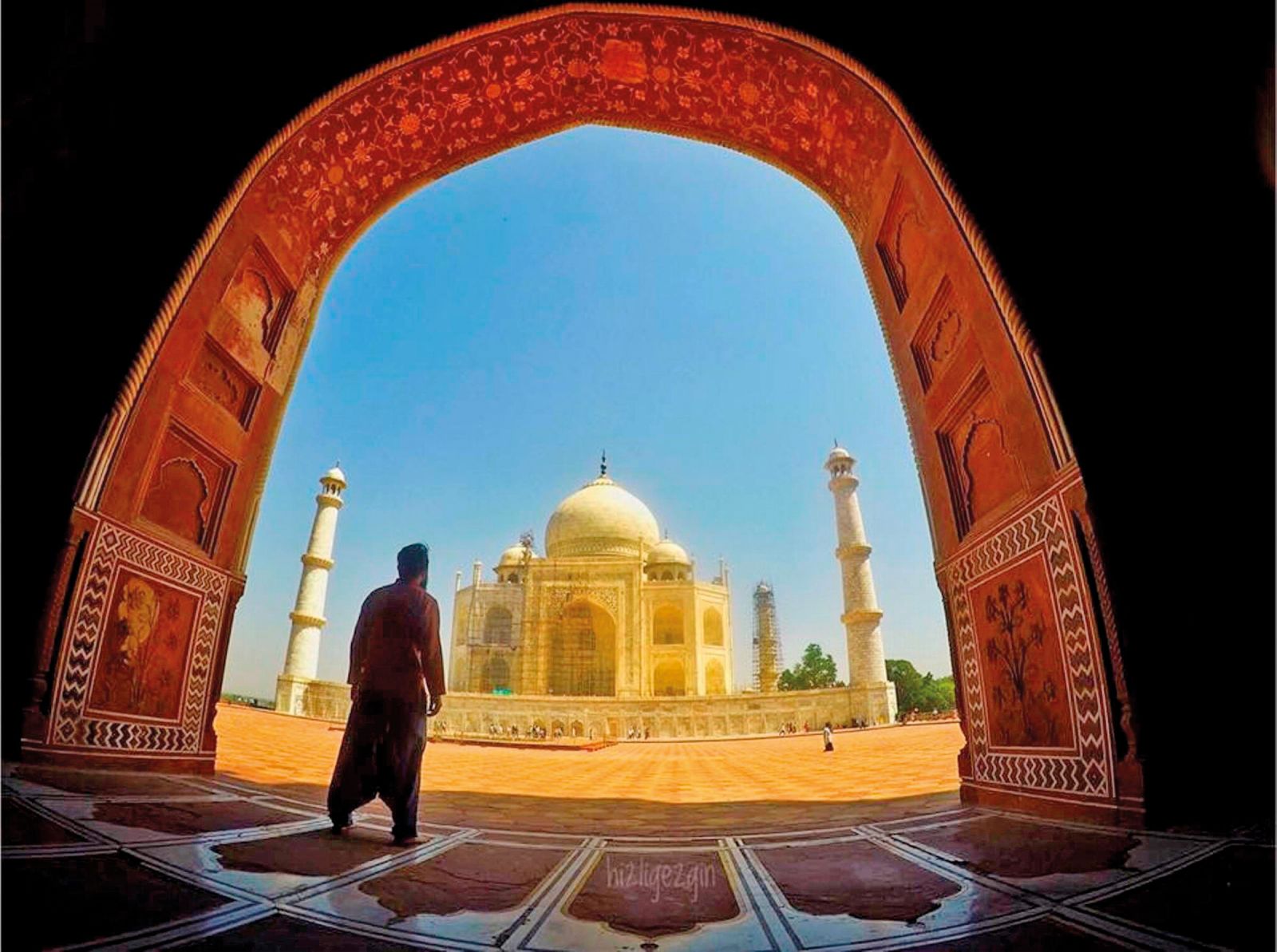 Çılgın Türk, otostopla 44 ülke gezdi