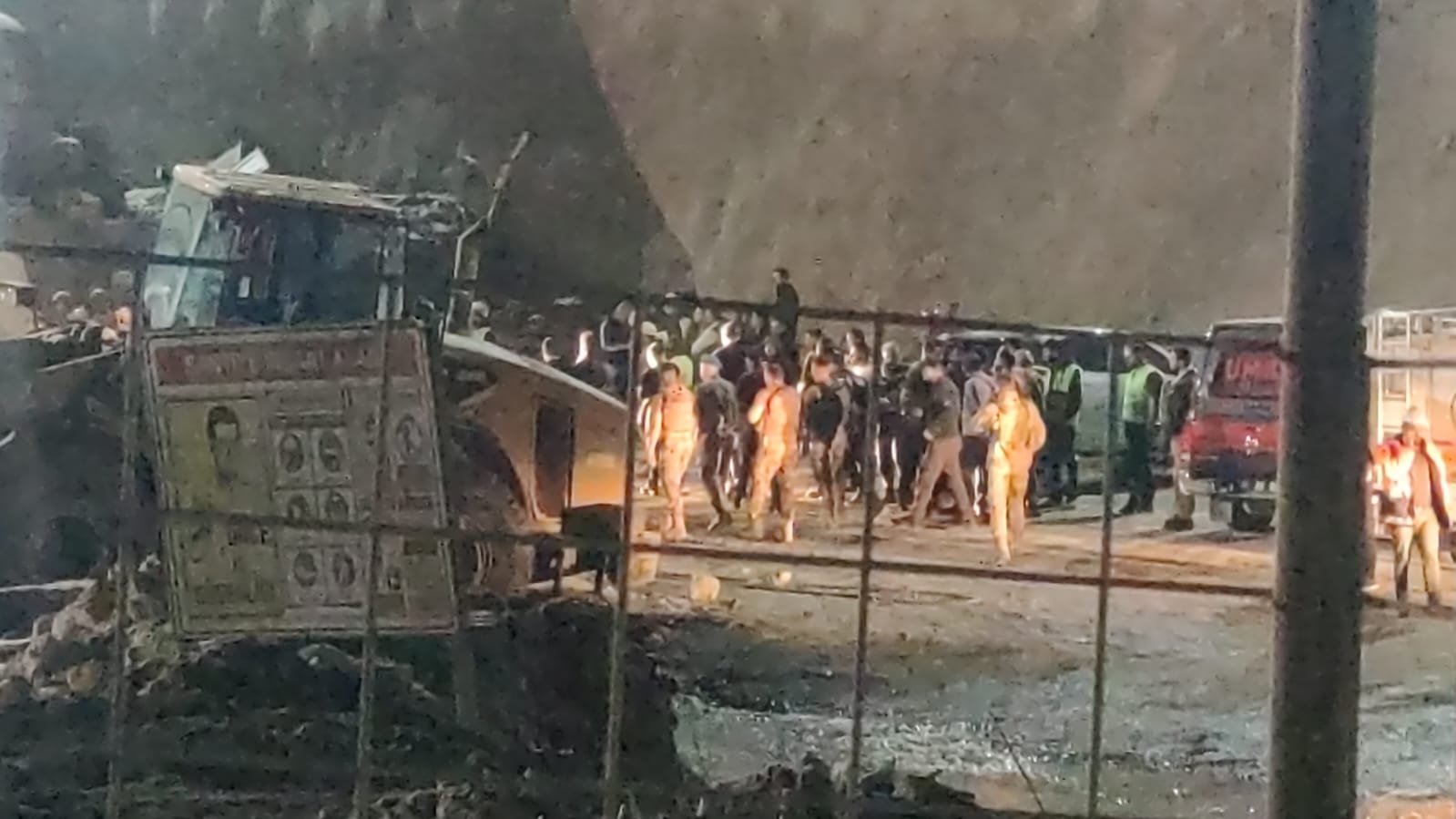 Van'daki tünel inşaatında göçük altında kalan işçilerin cesetleri bulundu