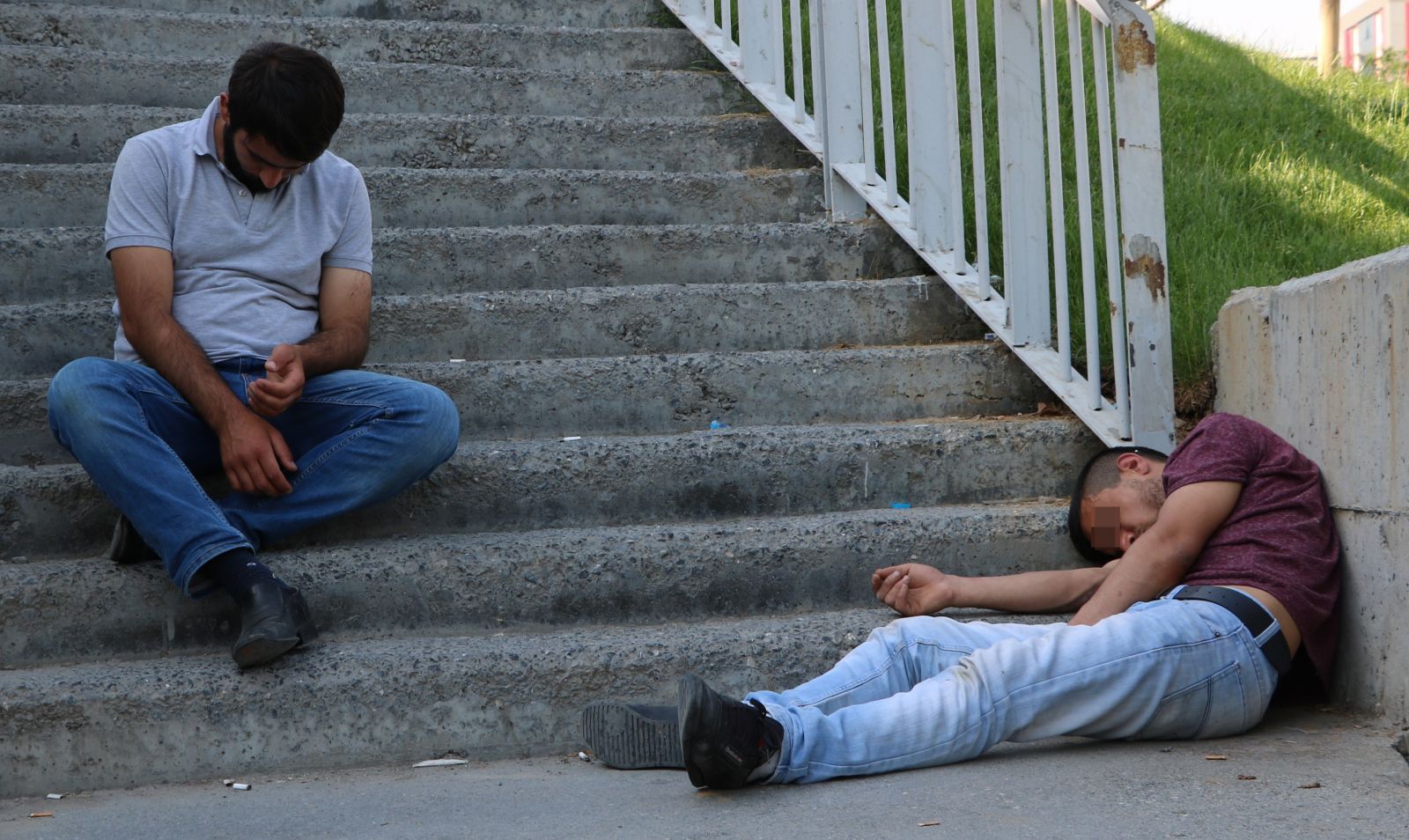 Bonzai krizine giren gençlerin halleri yürekleri burktu