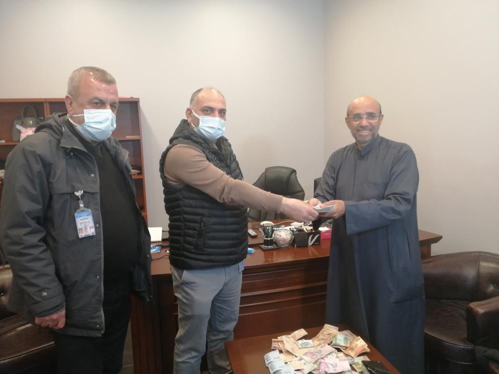 Taksiciden örnek davranış: 200 bin lirayı sahibine ulaştırdı