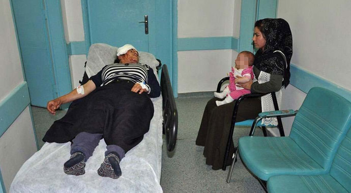 Tarım işçilerini taşıyan kamyonet devrildi: 24 yaralı